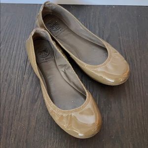 Tory Burch beige ballerina flats beige size 7